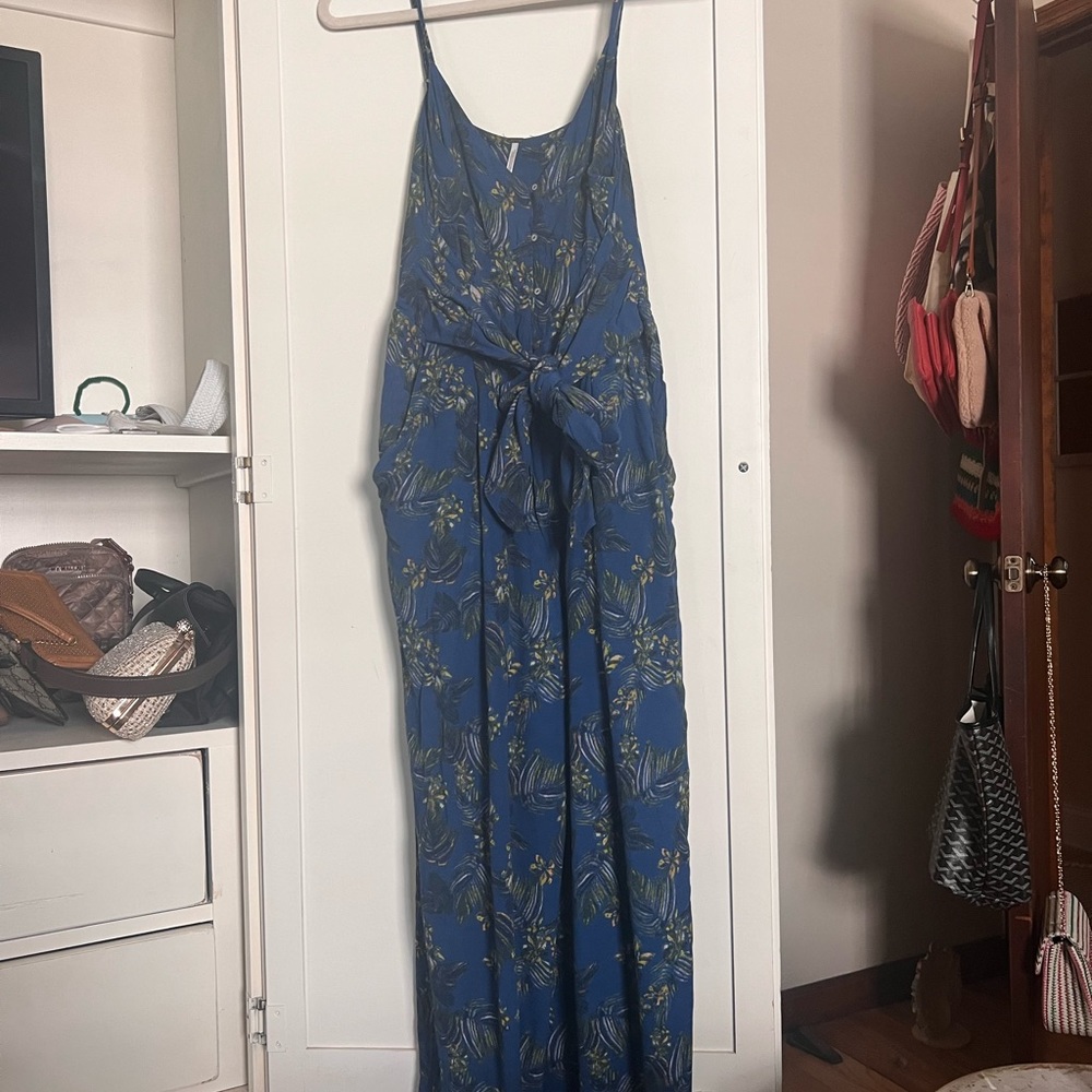 Free People Romper Blue Floral Size 6 Adjustable Straps Front Tie Mid Length
